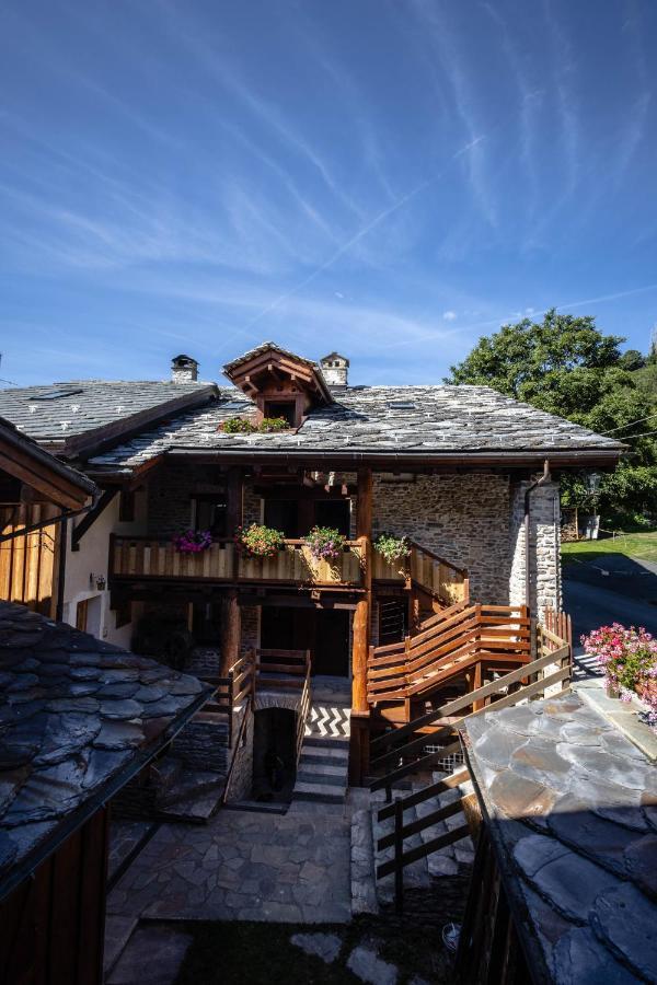 Eco Dimora Baltea - Affittacamere Al Verde Villaggio Di Rumiod Saint-Pierre Bagian luar foto